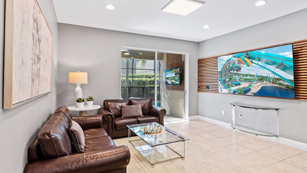 500 Luxurious 8BR Villa with Private Pool/Spa - Image 3