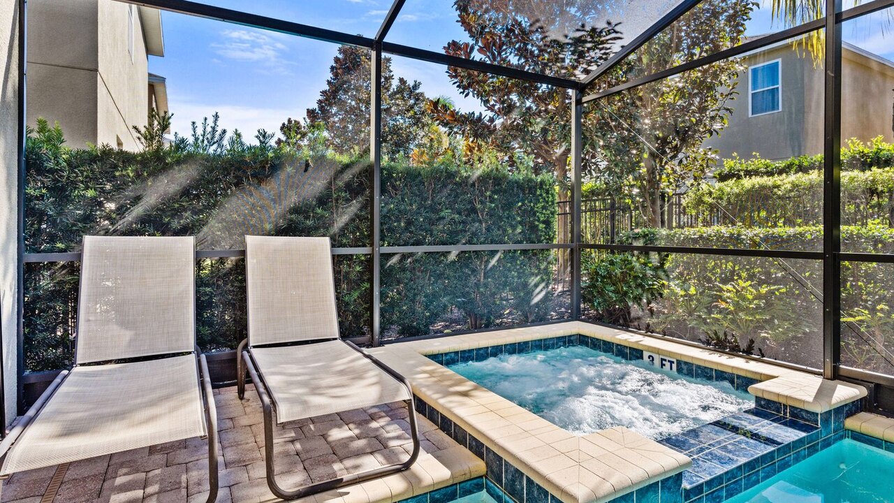 500 Luxurious 8BR Villa with Private Pool/Spa - Image 44