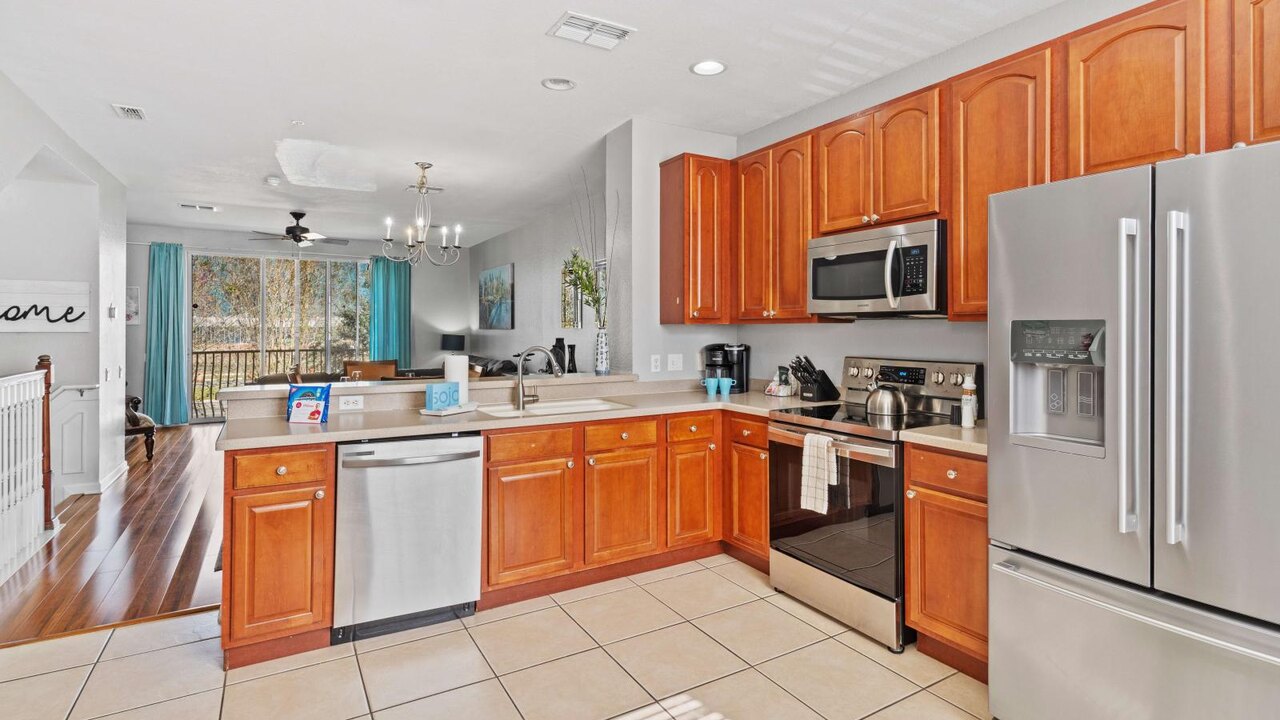 5026-11 Cozy Multi-Story 3-BD Condo at Vista Cay - Image 16