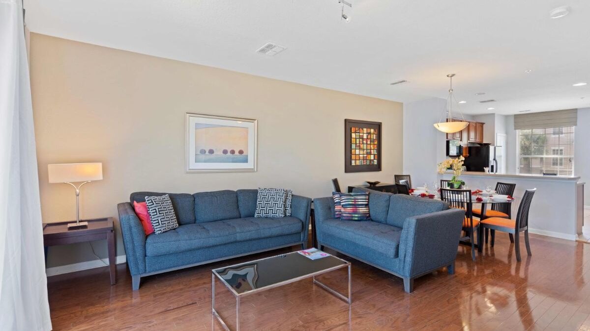 5026 Tideview Circle #13-townhouse - Image 3