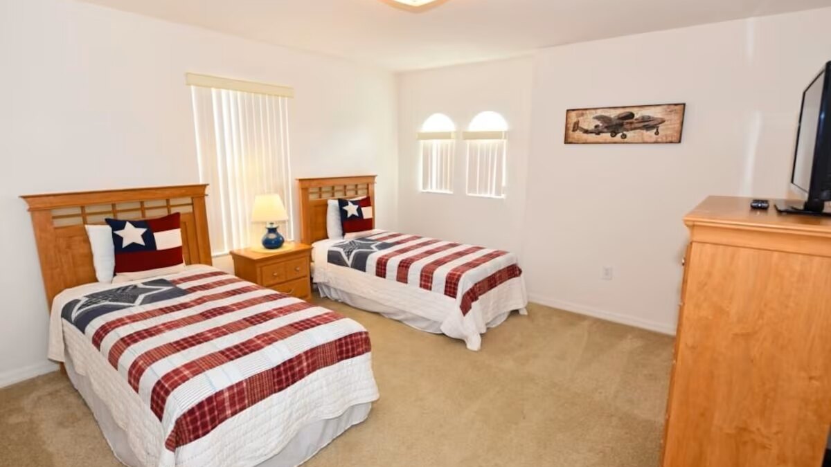 509 Relax & Play at This 6BR Pool Home - Image 47