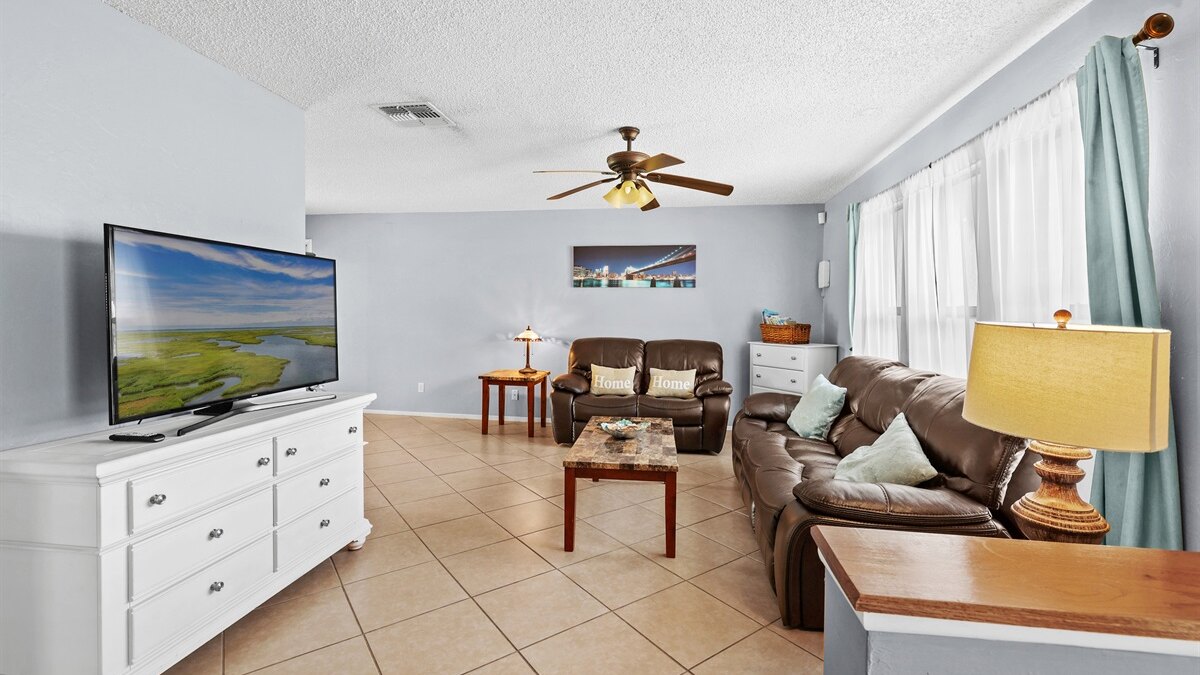 Florida Flair Villa - Image 5