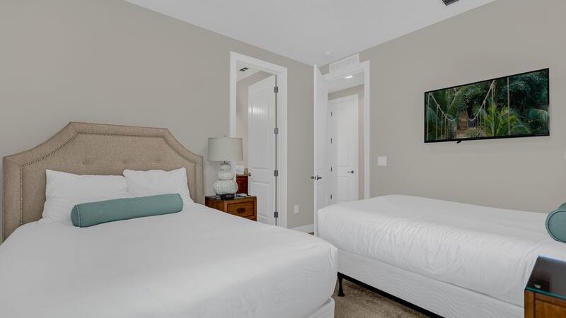 541 Villa- 7BD Dream Home - Private Pool & Spa - Image 38