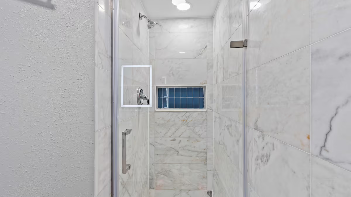 2701 Enclave Condo near Univesal-Lakeview - Image 12