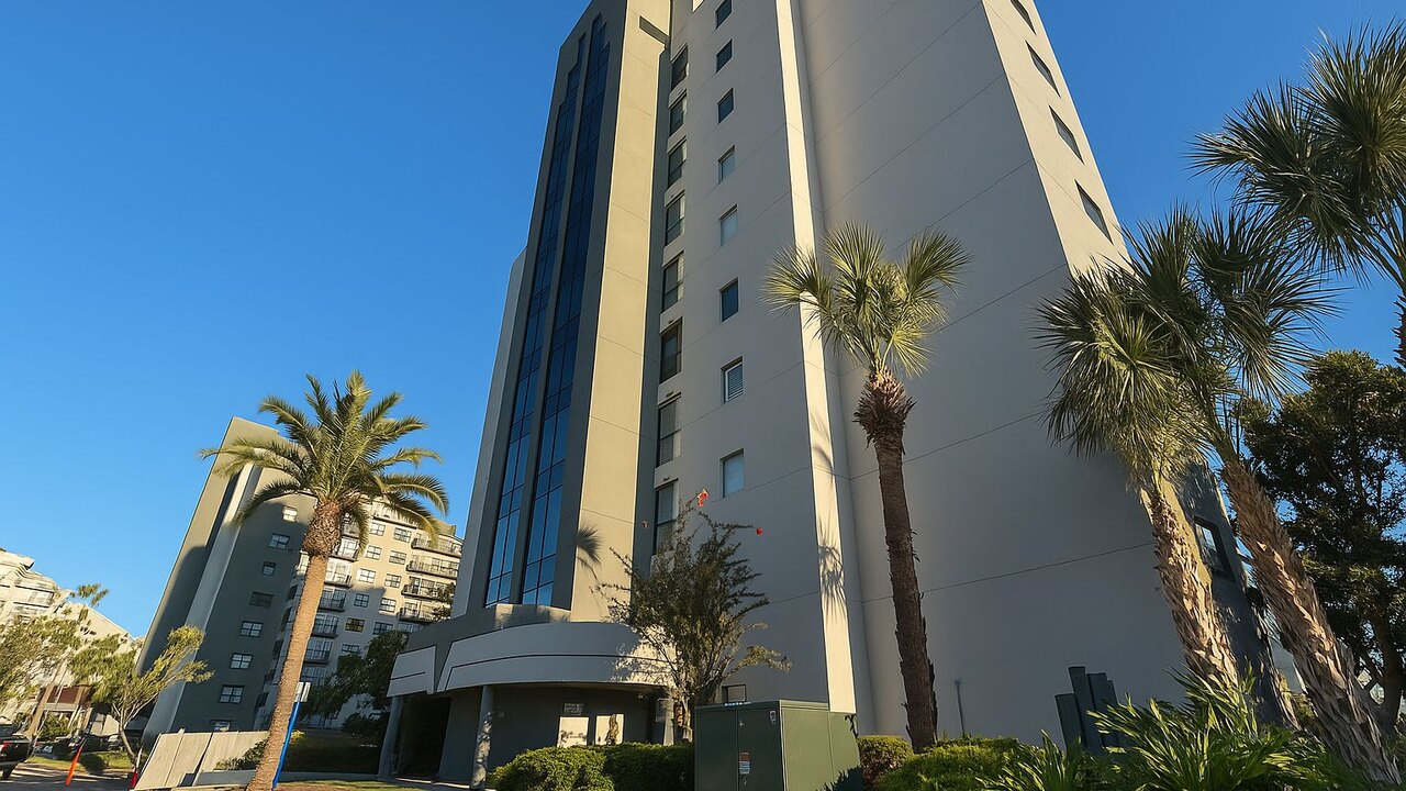 2301 Enclave Skyline condo Near Universal - Image 6