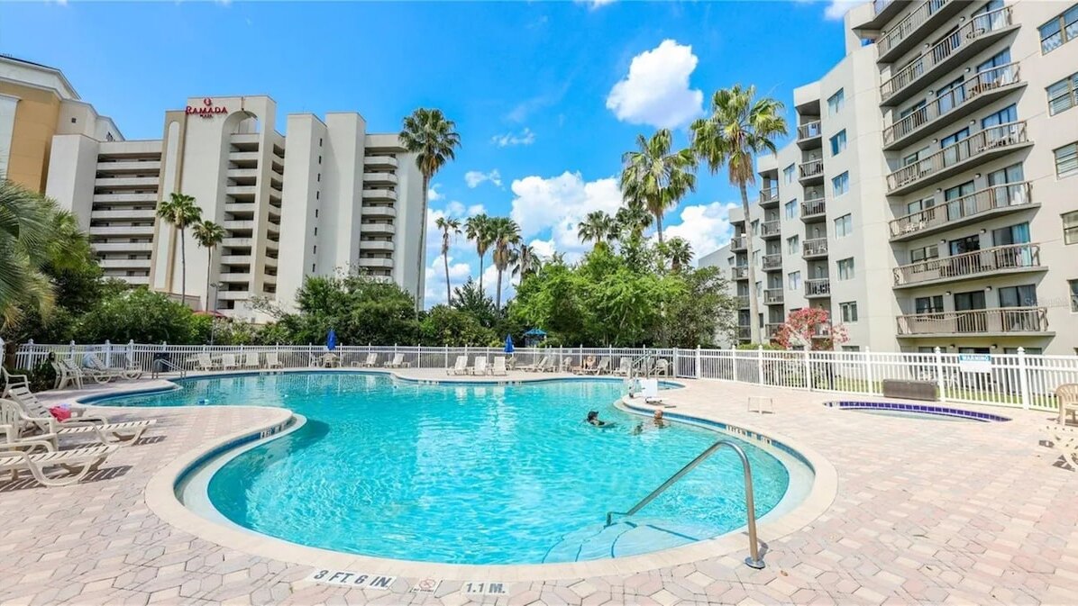 2301 Enclave Skyline condo Near Universal - Image 26
