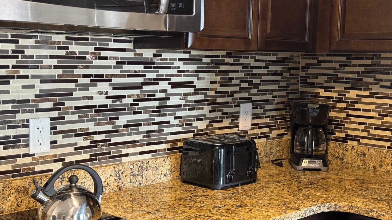2301 Enclave Skyline condo Near Universal - Image 36