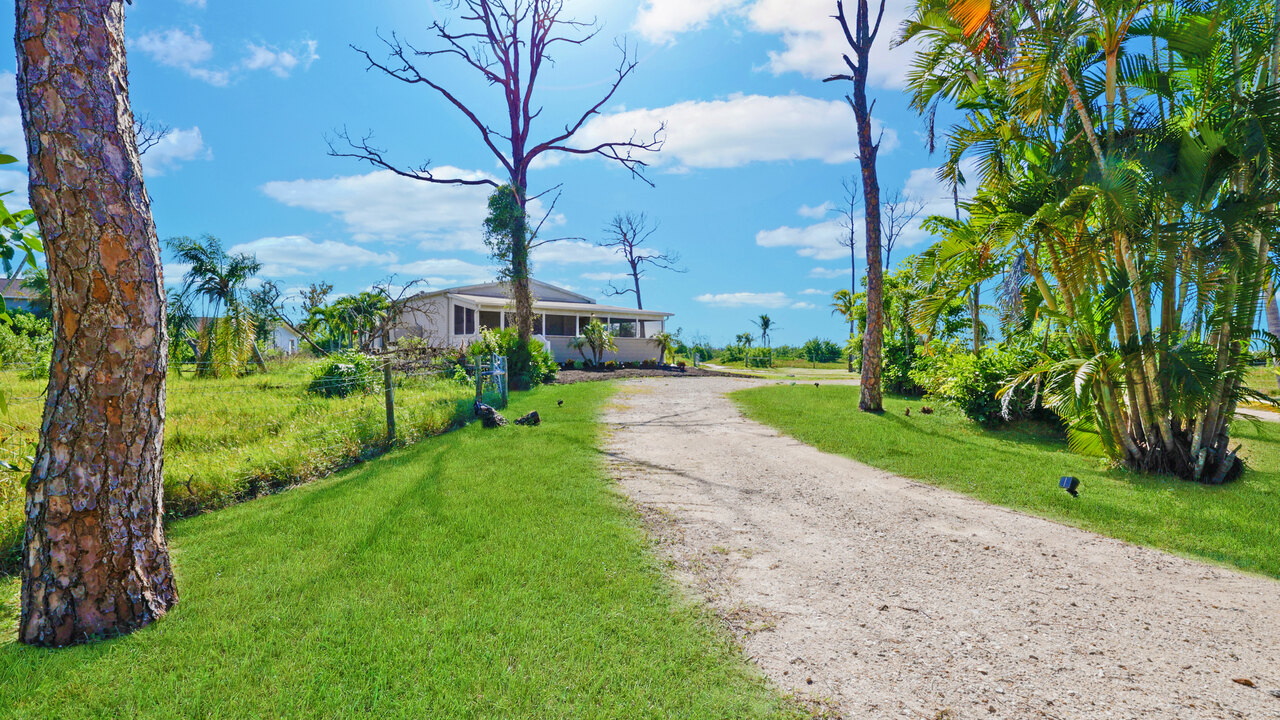 Island Retreat Villa - Image 1