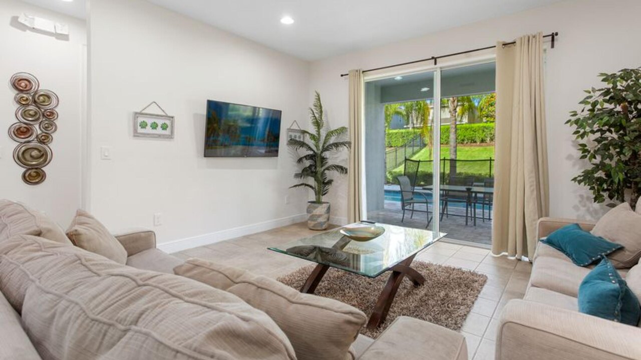 7500 Villa - 8BD - Private Pool/Spa - Game room - Image 25