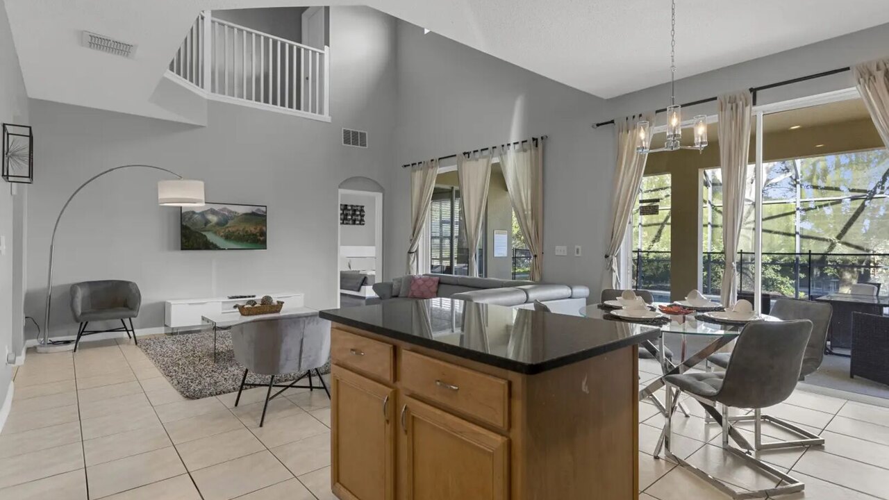 8503 Themed 7BD Villa- Game room/ Pool&spa - Image 6