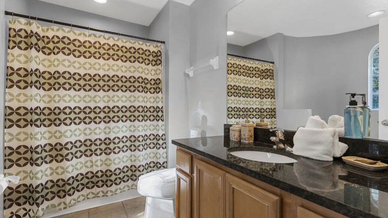 8503 Themed 7BD Villa- Game room/ Pool&spa - Image 28