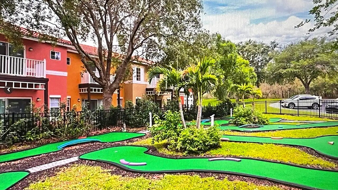 8503 Themed 7BD Villa- Game room/ Pool&spa - Image 52