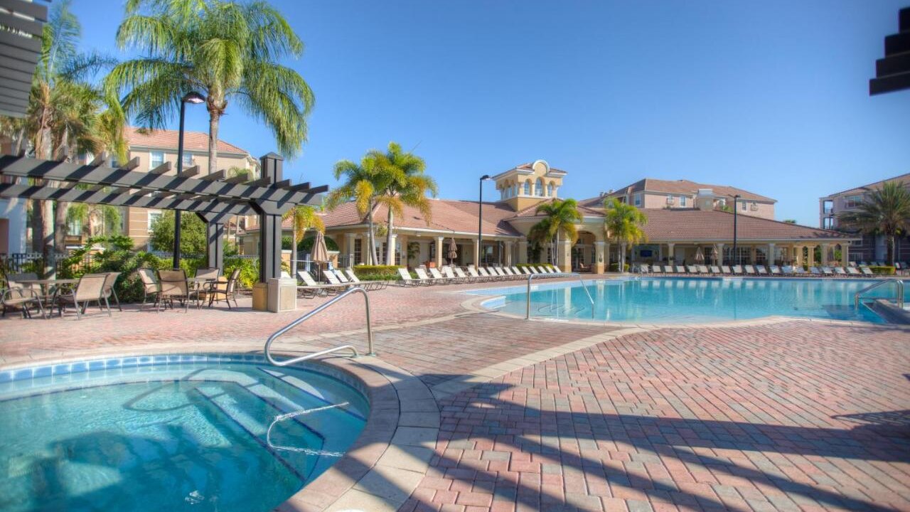 4102 Orlando Getaway 3bd 2ba Apt 409 - Image 37