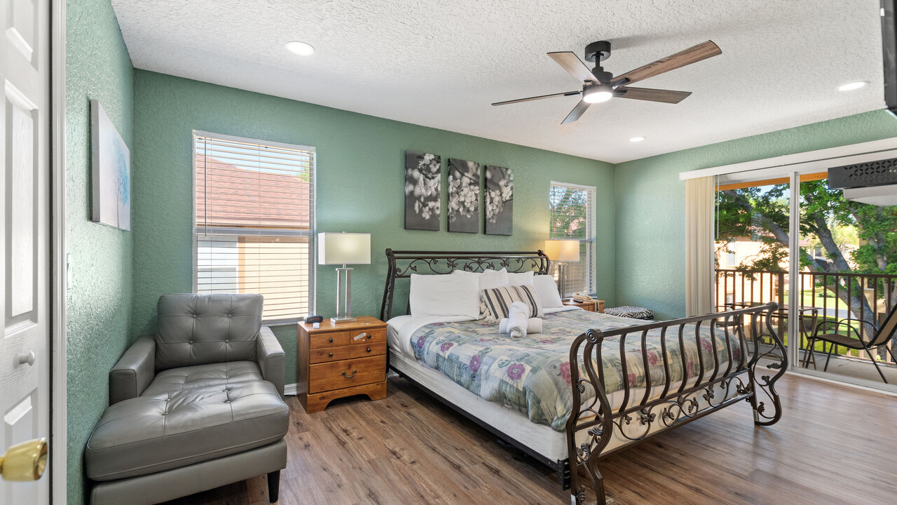 1307 Charming Regal Palms Villa - Image 35