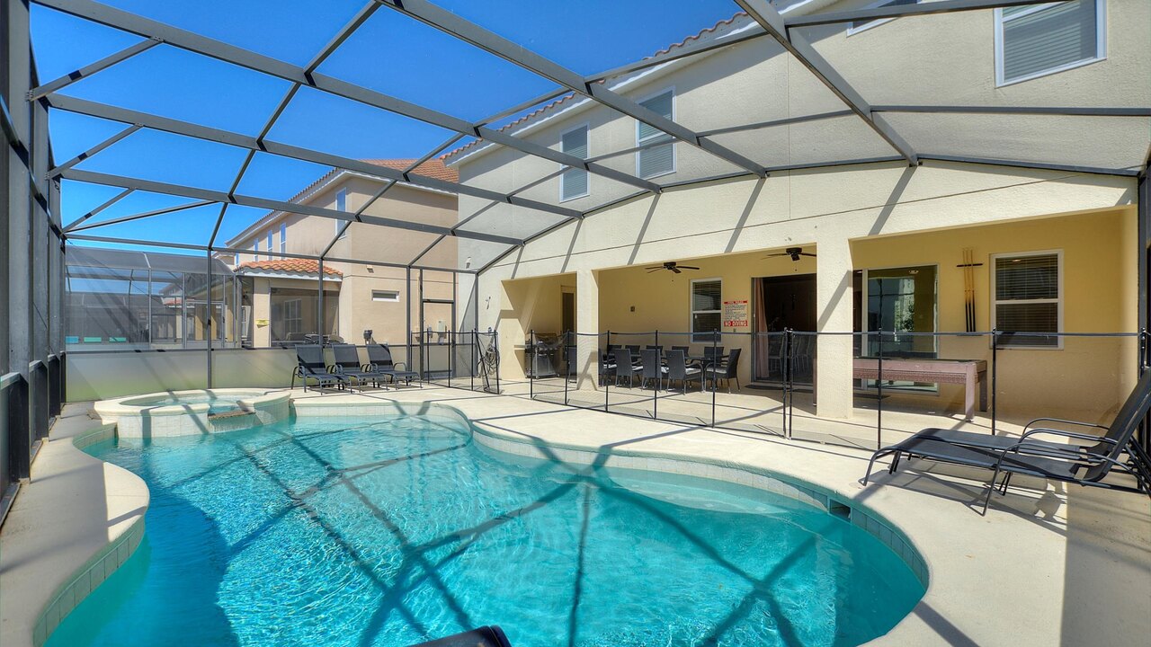 7012 Luxury 11-Bedroom Retreat in Resort - Close to Disney - Image 1
