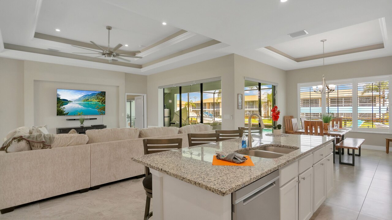 Salty Fins Villa - Image 9
