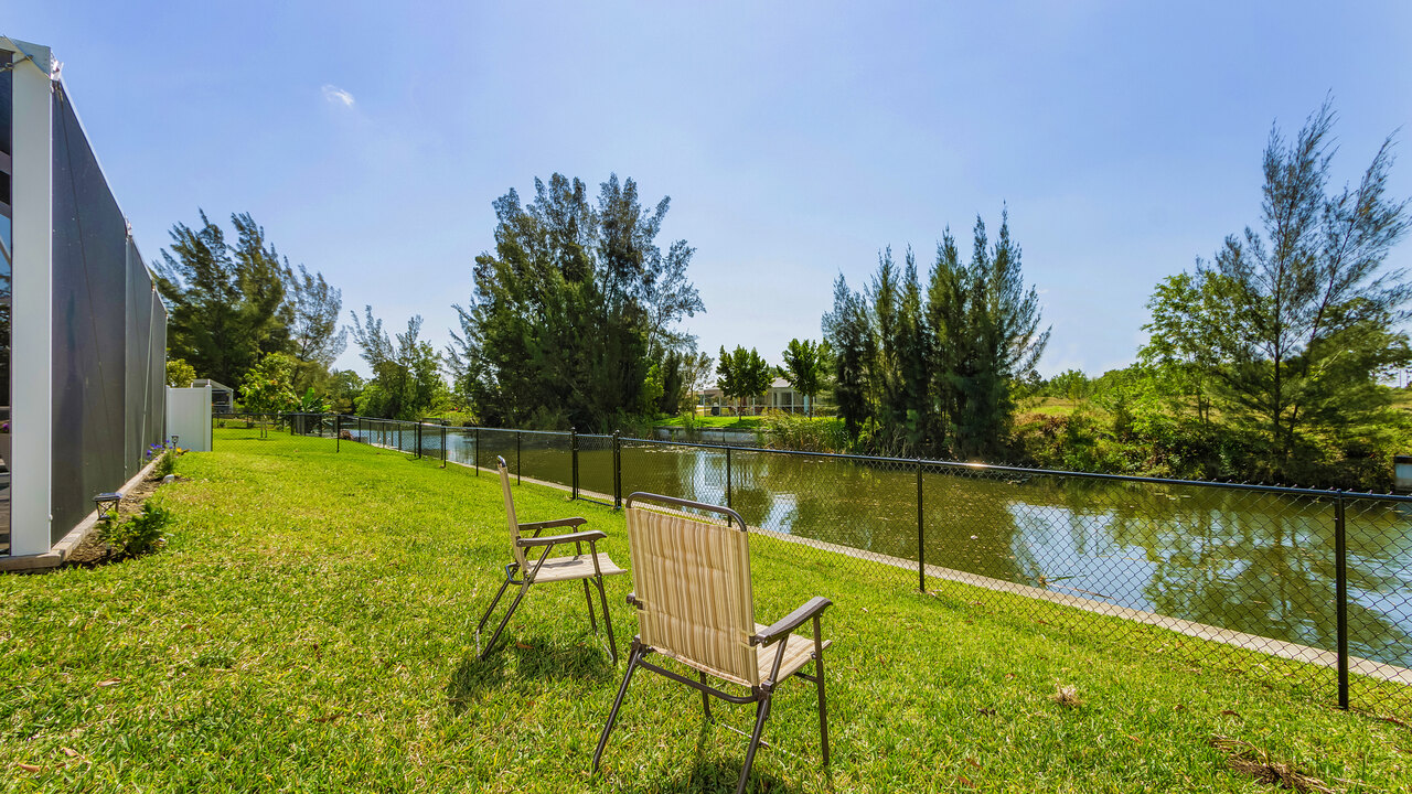 Becky Villa - Image 5