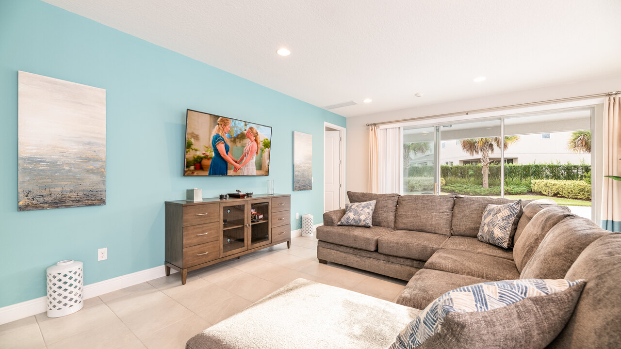 7484 Marker Avenue - Image 6