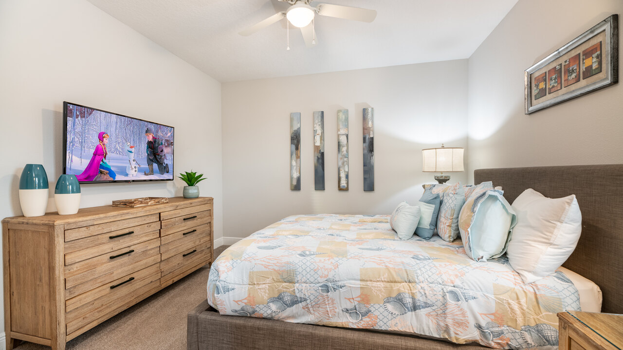 7484 Marker Avenue - Image 23