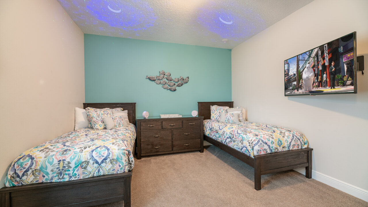 7484 Marker Avenue - Image 25