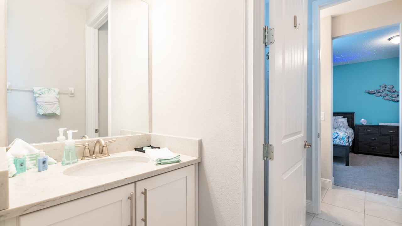 7484 Marker Avenue - Image 27
