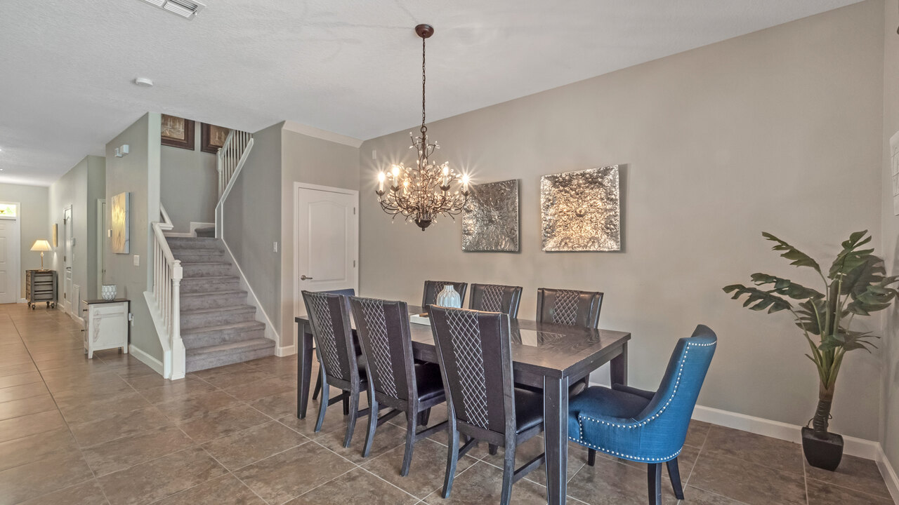 1425 Thunderbird Rd - Image 9