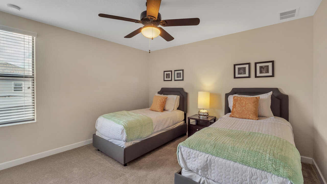 1425 Thunderbird Rd - Image 19