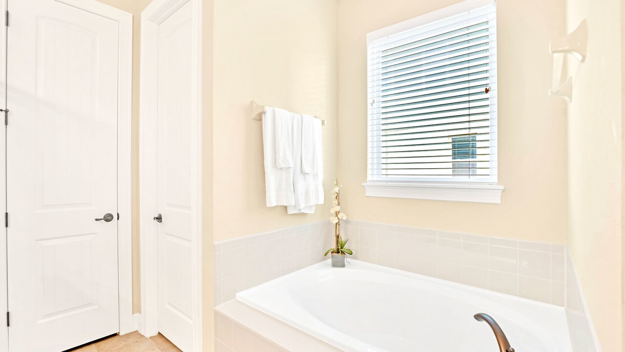 7668 Wilmington Loop - Image 13