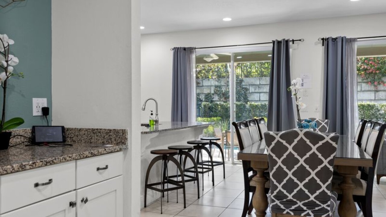 320 Pet Friendly 6BD Villa - Pool&Spa - Image 4