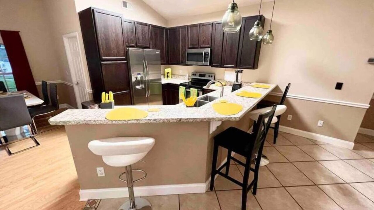 102 Getaway Villa 4bed with pool near Disney - Image 8