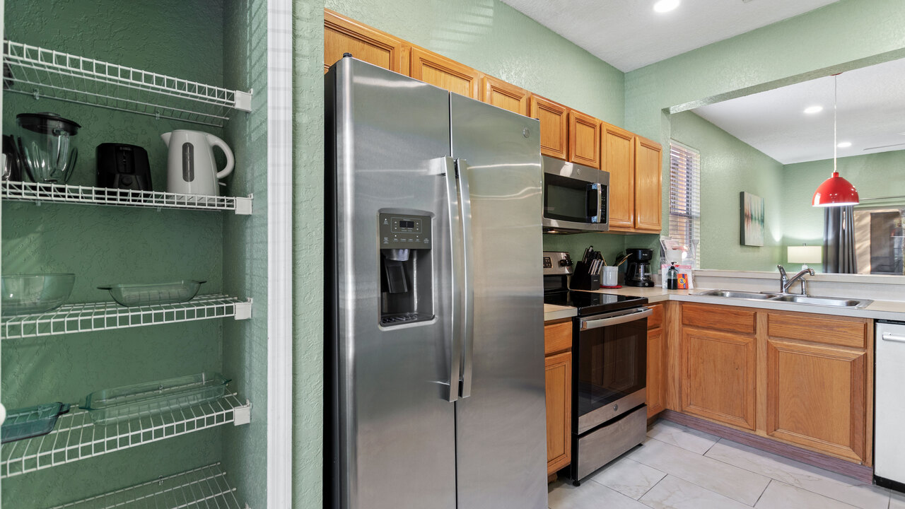 1307 Charming Regal Palms Villa - Image 6