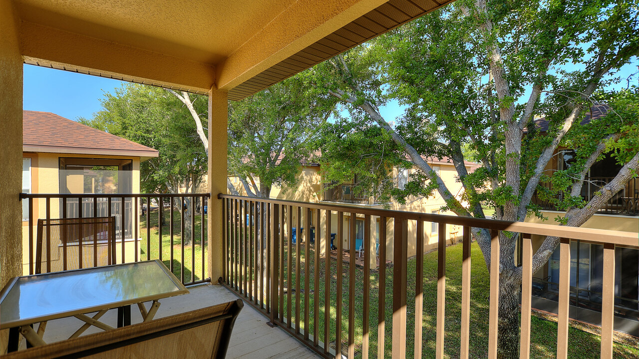 1307 Charming Regal Palms Villa - Image 21