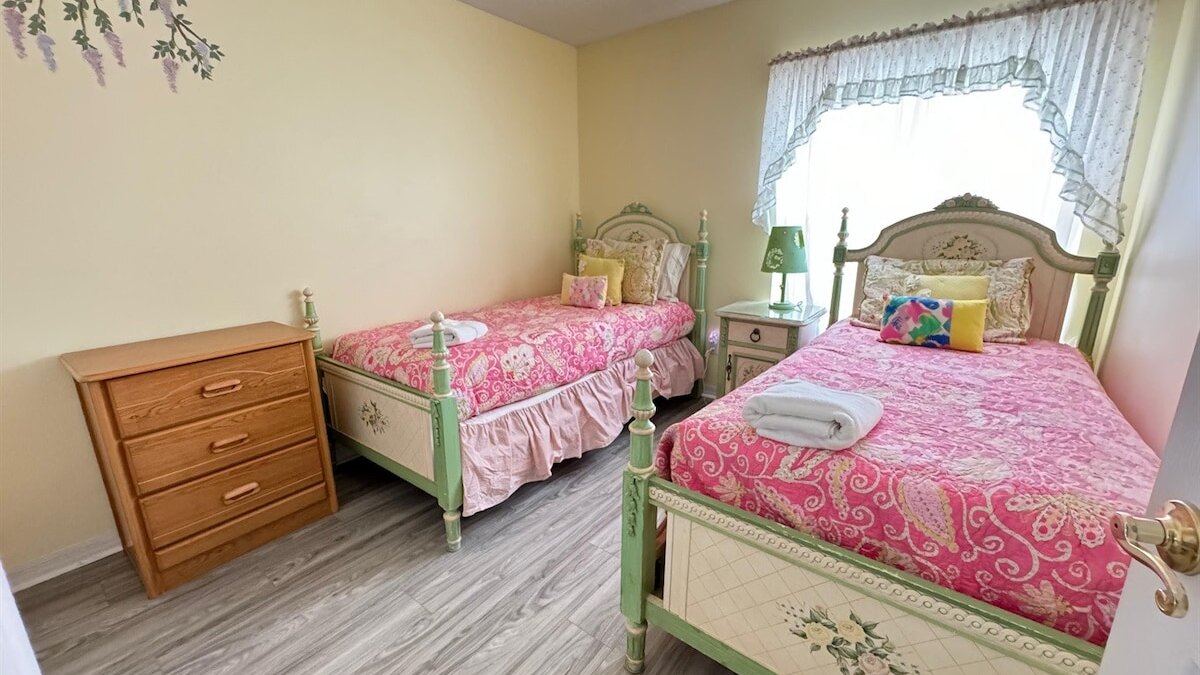 1589Pool House 4bd Villa with game room - Image 15
