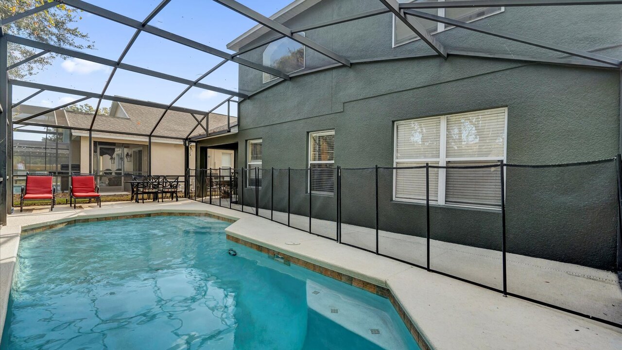 213 Luxury 4BR Home w/ Pool & Game Room - Image 20