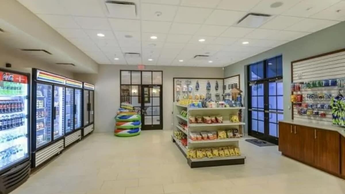 2440 One of a Kind 5bd&4ba VILLA - Image 26