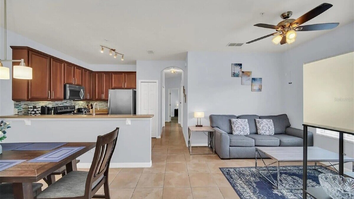 2723 Indulging 2/2 Condo near Disney - Image 7