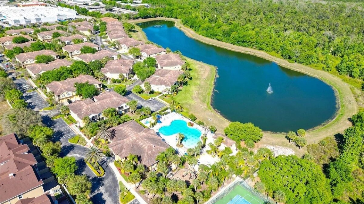 2723 Indulging 2/2 Condo near Disney - Image 32