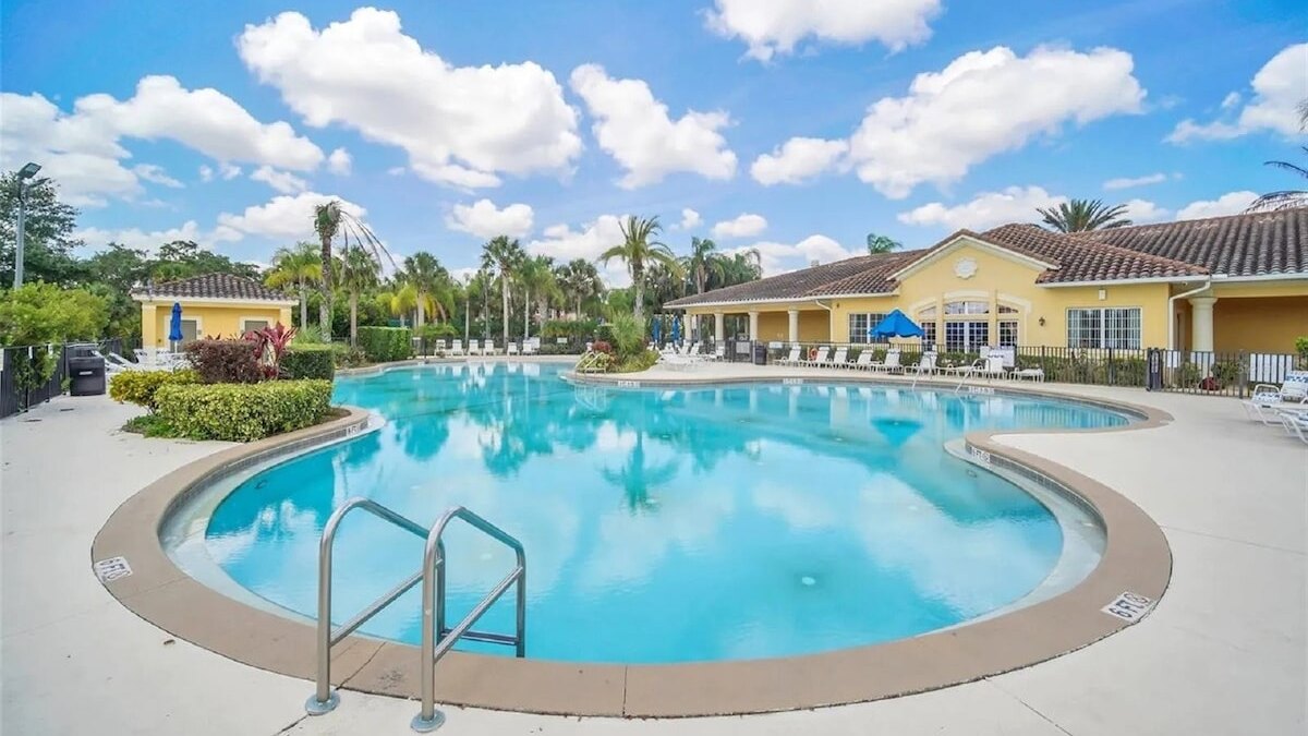 2723 Indulging 2/2 Condo near Disney - Image 37