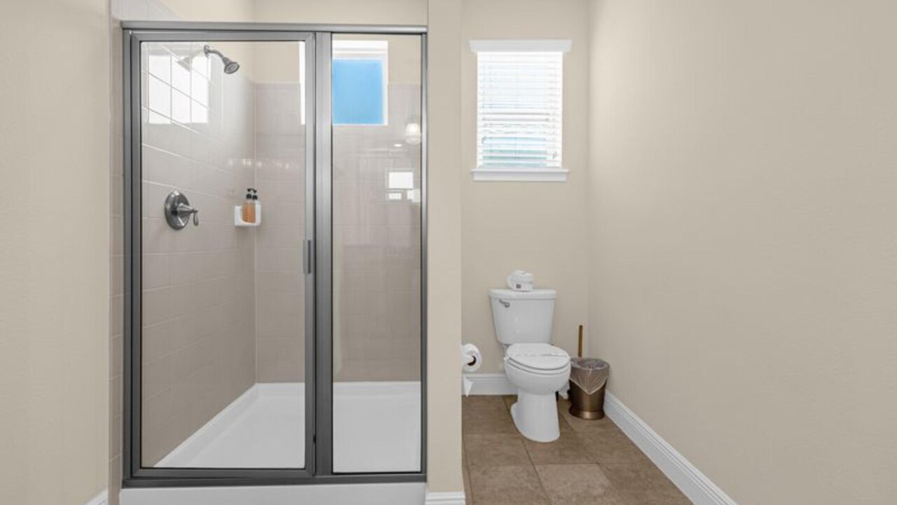 350 Villa - 8BD - Private Pool - Game room - Image 34