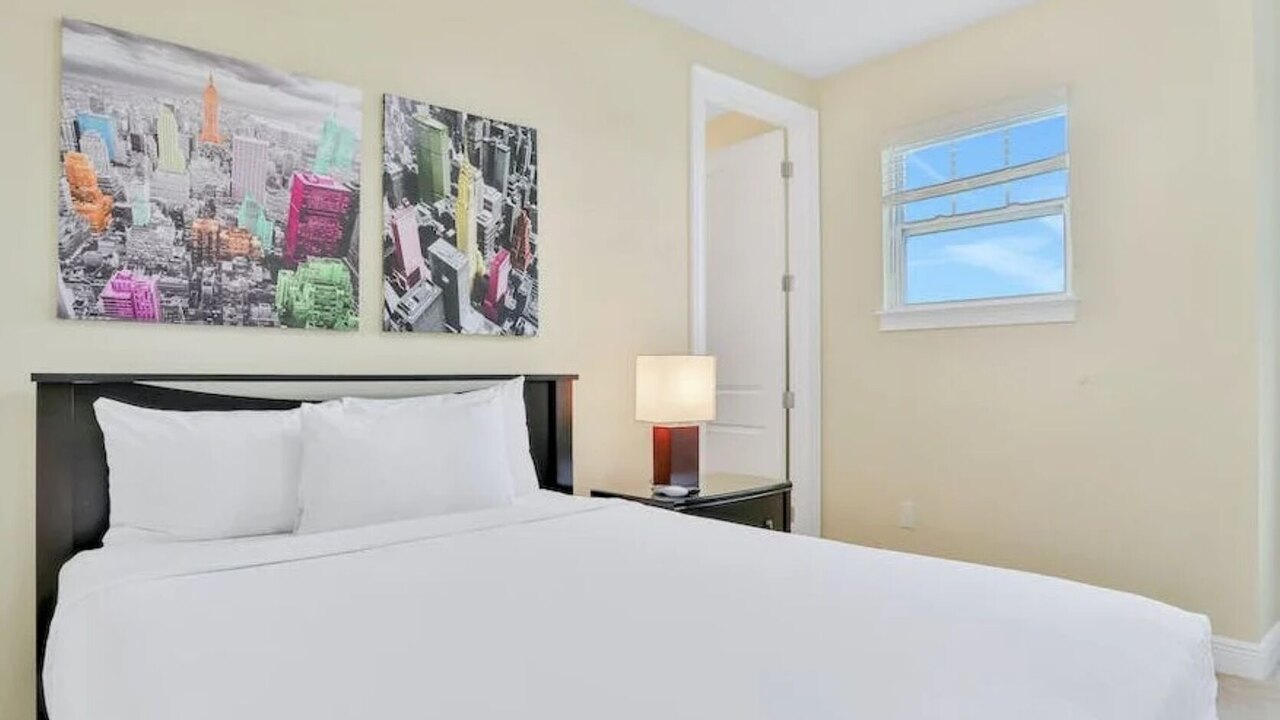 351 Spacious 6-Bedroom Family Retreat with Private Pool Near Disney | Sleeps 14 | Kissimmee - Image 12