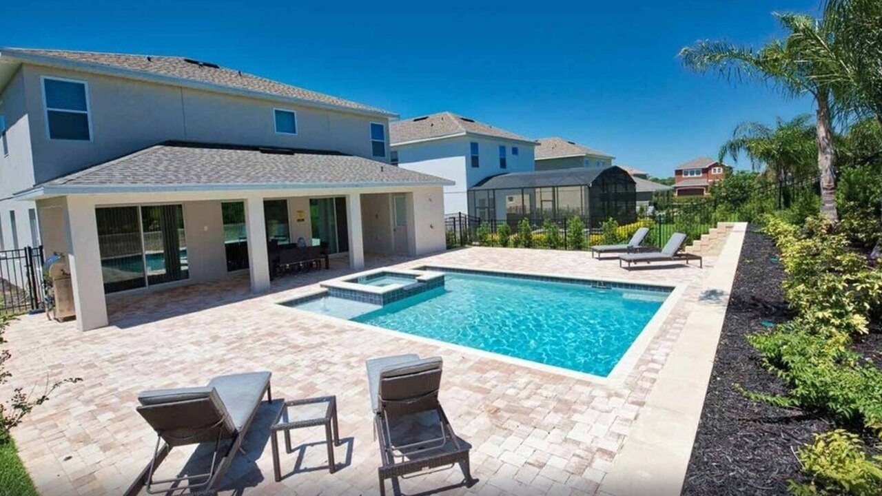 361-Ultimate Mansion-9Bed-Pool/Spa/Game - Image 4