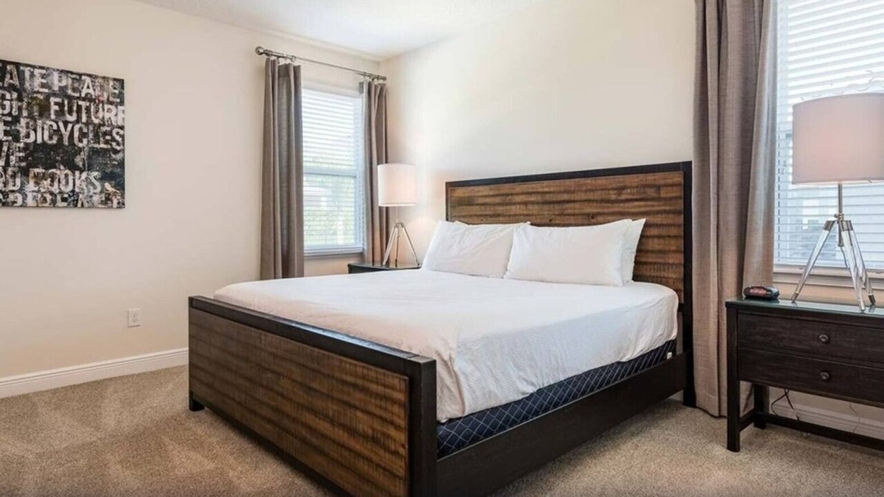 361-Ultimate Mansion-9Bed-Pool/Spa/Game - Image 31