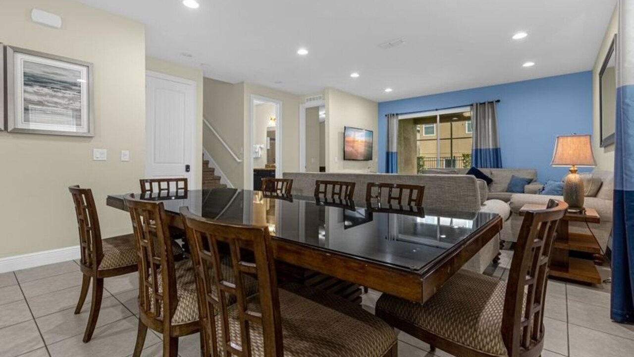 431 Villa - Spacious 7BD - Screened Pool&SPA - Image 5