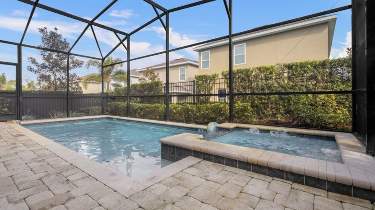431 Villa - Spacious 7BD - Screened Pool&SPA - Image 1