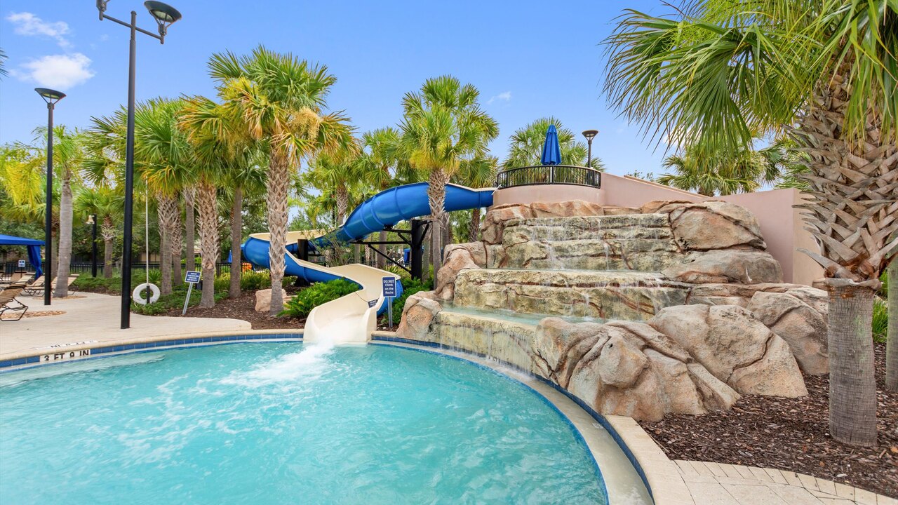 4723 Private 4BR Oasis w/ Pool Near Disney - Image 3