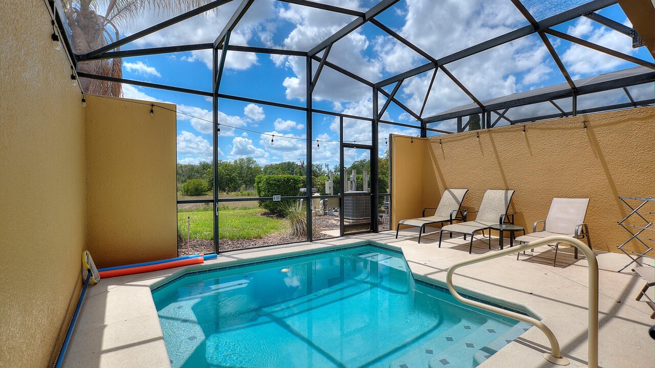 4723 Private 4BR Oasis w/ Pool Near Disney - Image 4