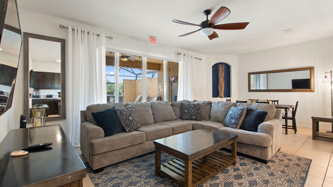 4723 Private 4BR Oasis w/ Pool Near Disney - Image 6