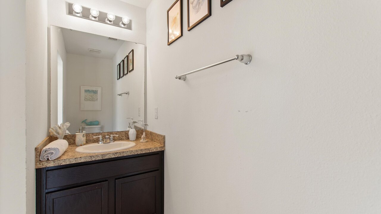 4723 Private 4BR Oasis w/ Pool Near Disney - Image 11