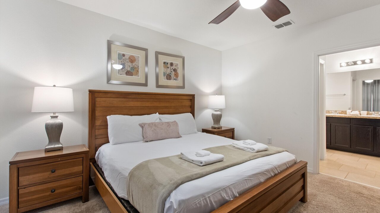 4723 Private 4BR Oasis w/ Pool Near Disney - Image 12