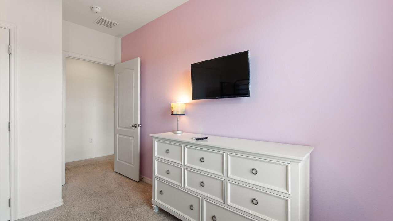 4723 Private 4BR Oasis w/ Pool Near Disney - Image 22